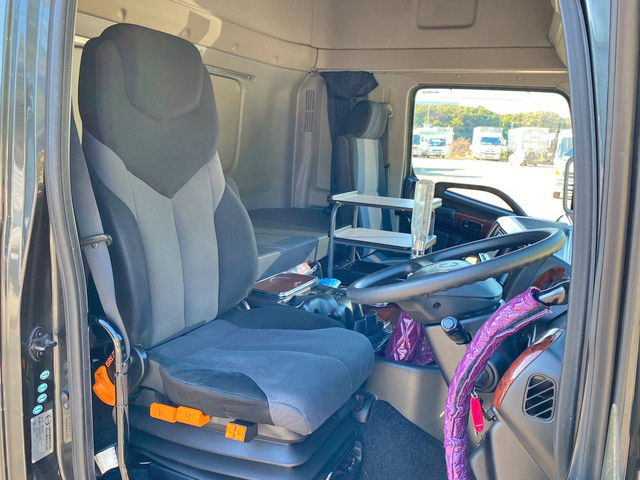 日野プロフィアアルミウイング大型（10t）[写真34]