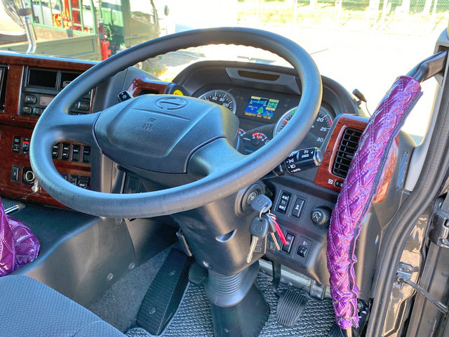 日野プロフィアアルミウイング大型（10t）[写真35]