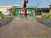 日野レンジャーユニック4段中型（4t）[写真11]