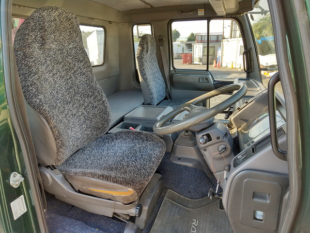 日野レンジャーユニック4段中型（4t）[写真34]