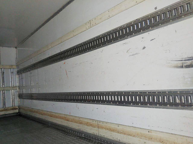 日野レンジャー冷凍車（冷蔵車）中型（4t）[写真11]