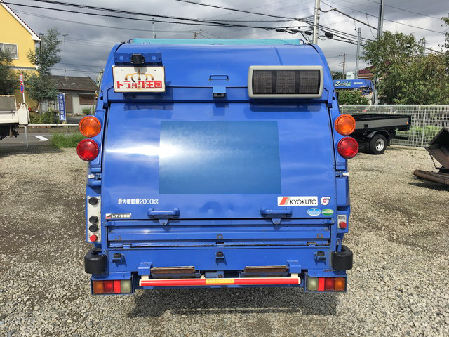 いすゞエルフパッカー車（塵芥車）小型（2t・3t）[写真10]