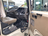 いすゞジャーニーマイクロバス[写真14]