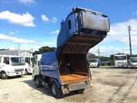 いすゞエルフパッカー車（塵芥車）小型（2t・3t）[写真10]