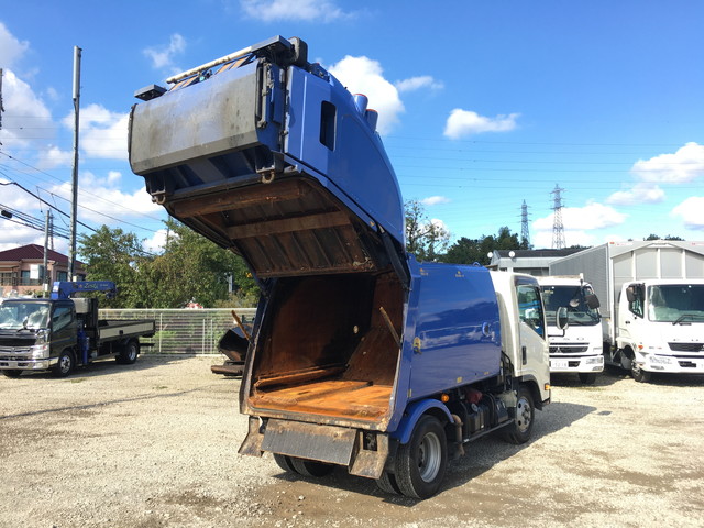 いすゞエルフパッカー車（塵芥車）小型（2t・3t）[写真11]