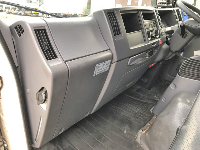 いすゞエルフパッカー車（塵芥車）小型（2t・3t）[写真32]