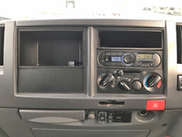 いすゞエルフパッカー車（塵芥車）小型（2t・3t）[写真38]