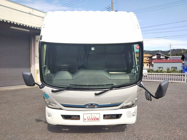 日野デュトロアルミバン小型（2t・3t）[写真09]