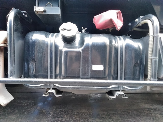 いすゞエルフパッカー車（塵芥車）小型（2t・3t）[写真23]