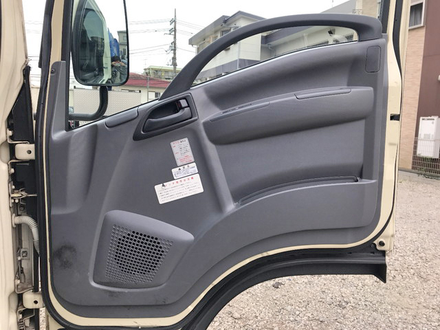 いすゞエルフパッカー車（塵芥車）小型（2t・3t）[写真30]