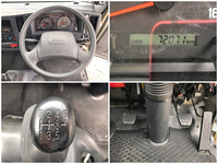 いすゞエルフパッカー車（塵芥車）小型（2t・3t）[写真35]