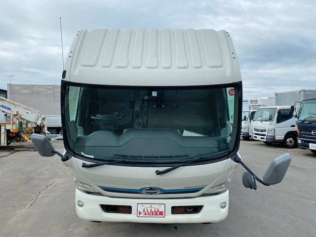 日野デュトロ冷凍車（冷蔵車）小型（2t・3t）[写真10]