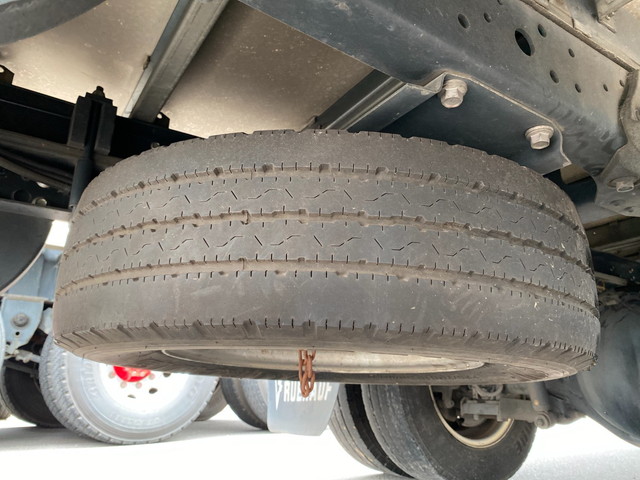 日野デュトロ冷凍車（冷蔵車）小型（2t・3t）[写真21]