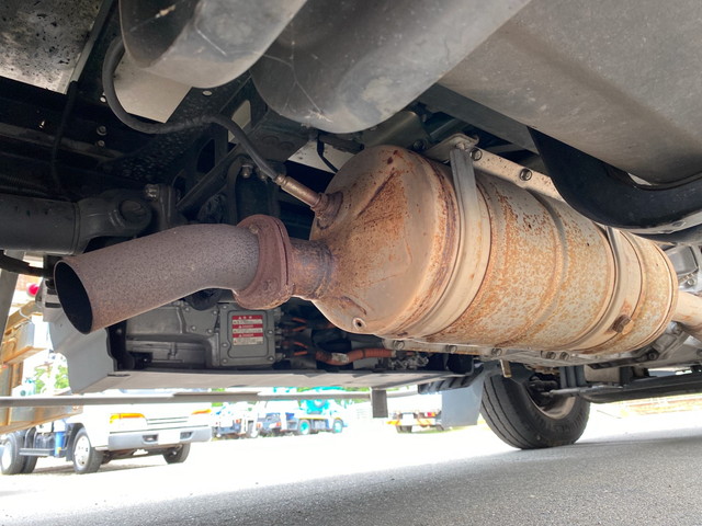 日野デュトロ冷凍車（冷蔵車）小型（2t・3t）[写真25]