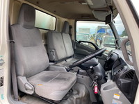 日野デュトロ冷凍車（冷蔵車）小型（2t・3t）[写真34]