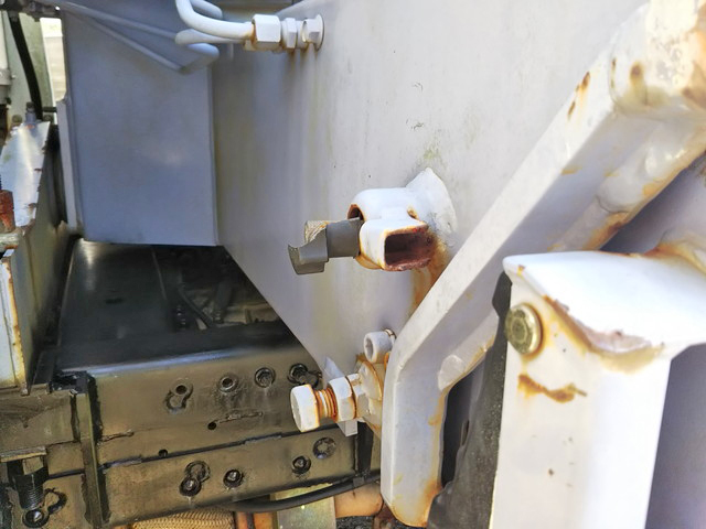 三菱ふそうキャンタークレーン3段小型（2t・3t）[写真25]