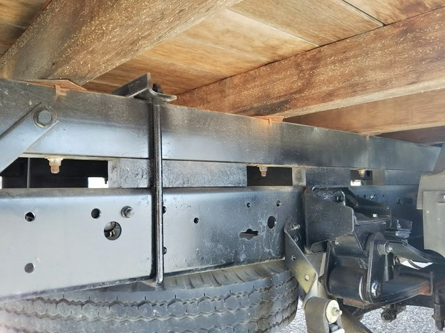 三菱ふそうキャンタークレーン3段小型（2t・3t）[写真26]