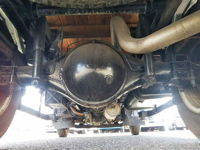 三菱ふそうキャンタークレーン3段小型（2t・3t）[写真28]