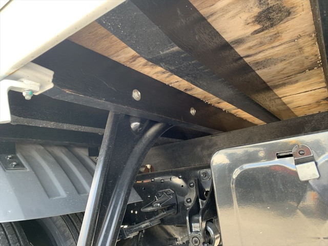 三菱ふそうファイターセルフクレーン4段中型（4t）[写真18]