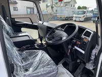 三菱ふそうファイターセルフクレーン4段中型（4t）[写真22]