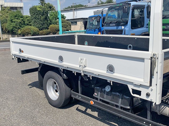 いすゞエルフクレーン4段小型（2t・3t）[写真05]