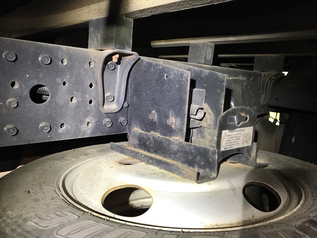 三菱ふそうキャンター平ボディ小型（2t・3t）[写真15]