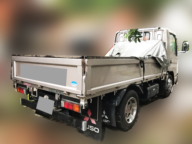 三菱ふそうキャンター平ボディ小型（2t・3t）[写真02]