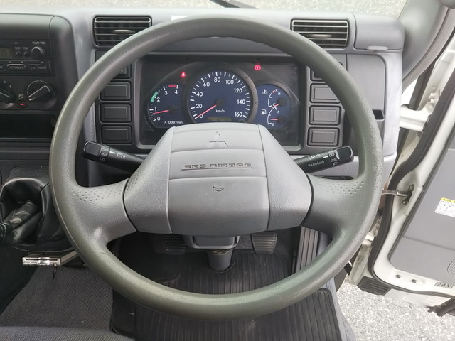 三菱ふそうキャンターアルミバン小型（2t・3t）[写真35]