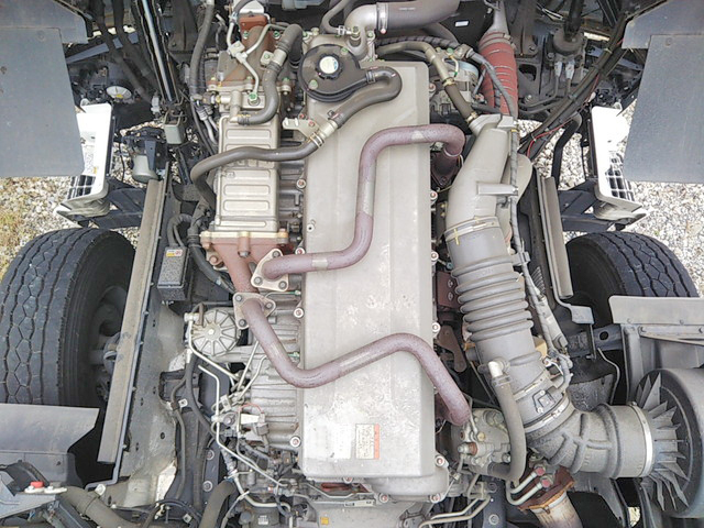 日野プロフィアトレーラーヘッド（トラクターヘッド）大型（10t）[写真25]