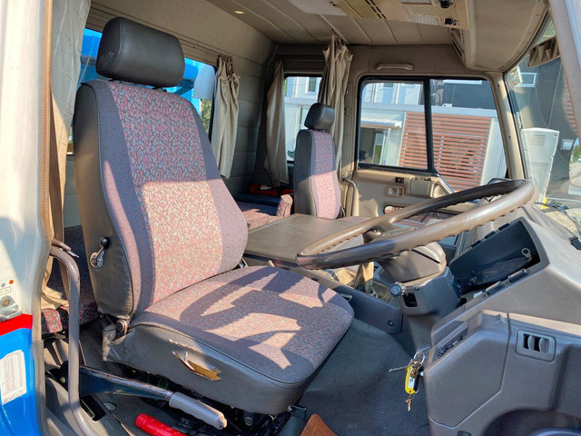 三菱ふそうグレートセーフティローダー大型（10t）[写真34]