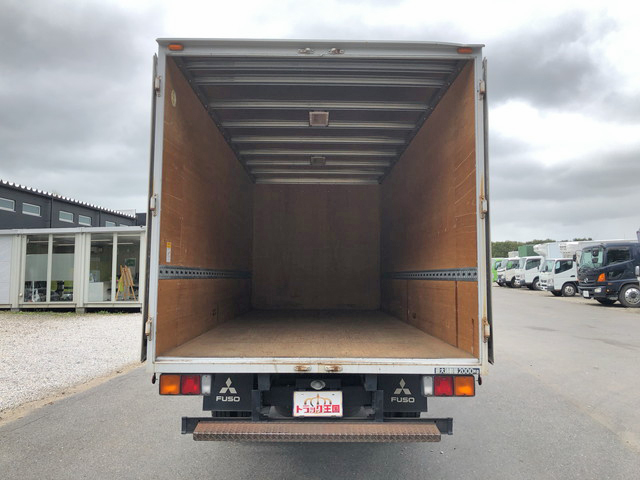 三菱ふそうキャンターアルミバン小型（2t・3t）[写真10]