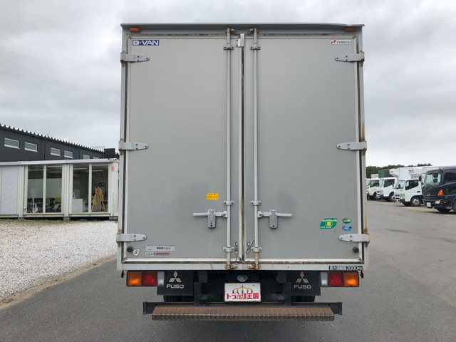 三菱ふそうキャンターアルミバン小型（2t・3t）[写真09]