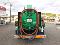 いすゞフォワード汚泥吸引車中型（4t）[写真11]