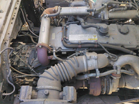 いすゞギガ汚泥吸引車大型（10t）[写真18]