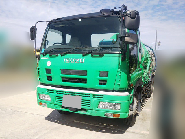 いすゞギガ汚泥吸引車大型（10t）[写真02]