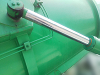 いすゞギガ汚泥吸引車大型（10t）[写真09]