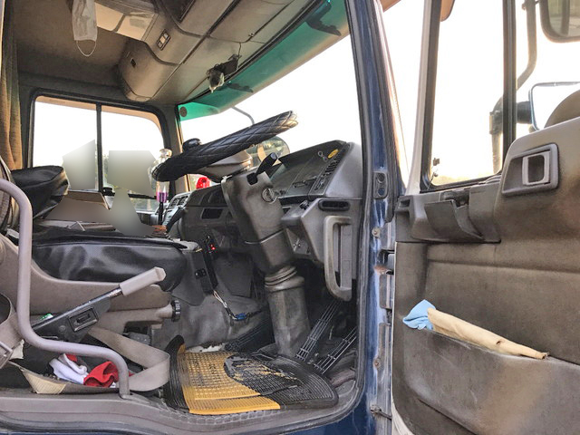 日野プロフィアダンプ大型（10t）[写真19]