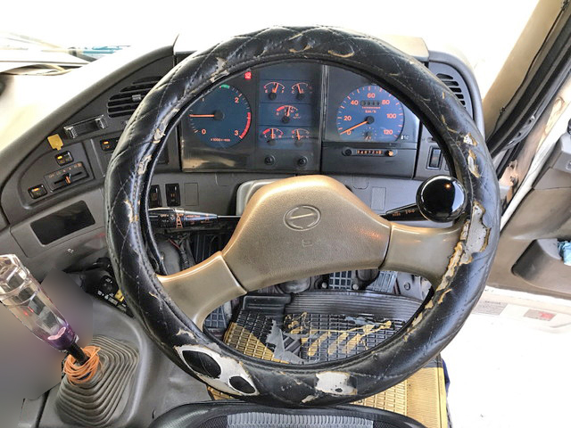 日野プロフィアダンプ大型（10t）[写真20]