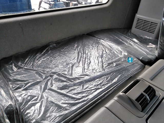 三菱ふそうスーパーグレートトレーラーヘッド（トラクターヘッド）大型（10t）[写真24]