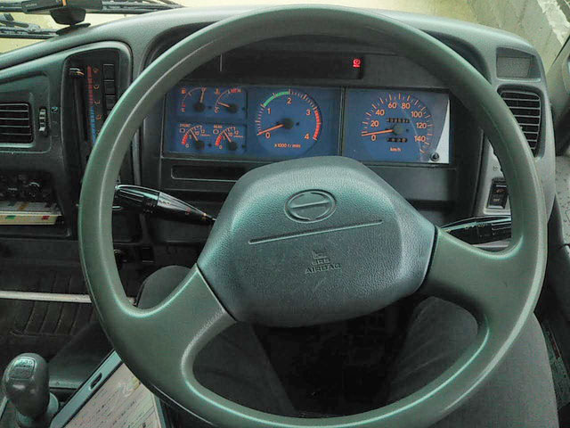 日野レンジャーコンテナ専用車中型（4t）[写真21]