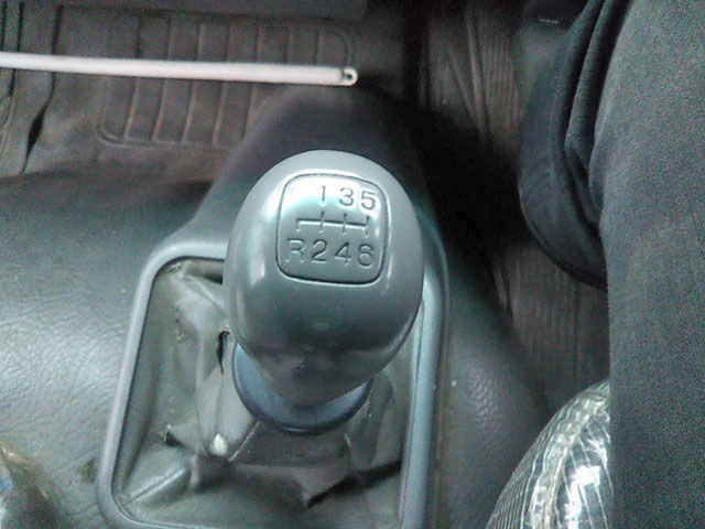 日野レンジャーコンテナ専用車中型（4t）[写真23]