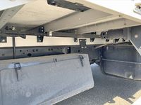 三菱ふそうファイターアルミウイング中型（4t）[写真13]