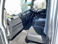 三菱ふそうファイターアルミウイング中型（4t）[写真23]