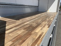 三菱ふそうファイターアルミウイング中型（4t）[写真07]