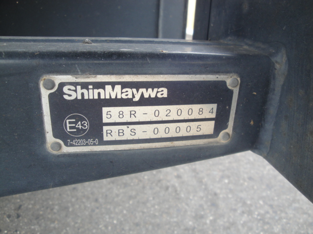 三菱ふそうファイターアルミウイング増トン（6t・8t）[写真11]