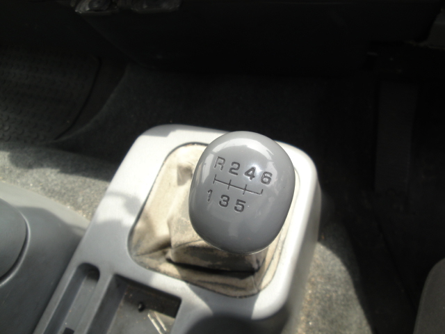 三菱ふそうファイターアルミウイング増トン（6t・8t）[写真19]