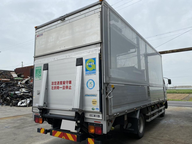 三菱ふそうファイターアルミウイング増トン（6t・8t）[写真04]