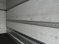 三菱ふそうファイターアルミウイング増トン（6t・8t）[写真07]