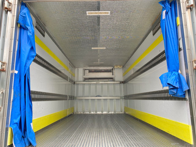 三菱ふそうキャンター冷凍車（冷蔵車）小型（2t・3t）[写真11]