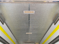 三菱ふそうキャンター冷凍車（冷蔵車）小型（2t・3t）[写真12]